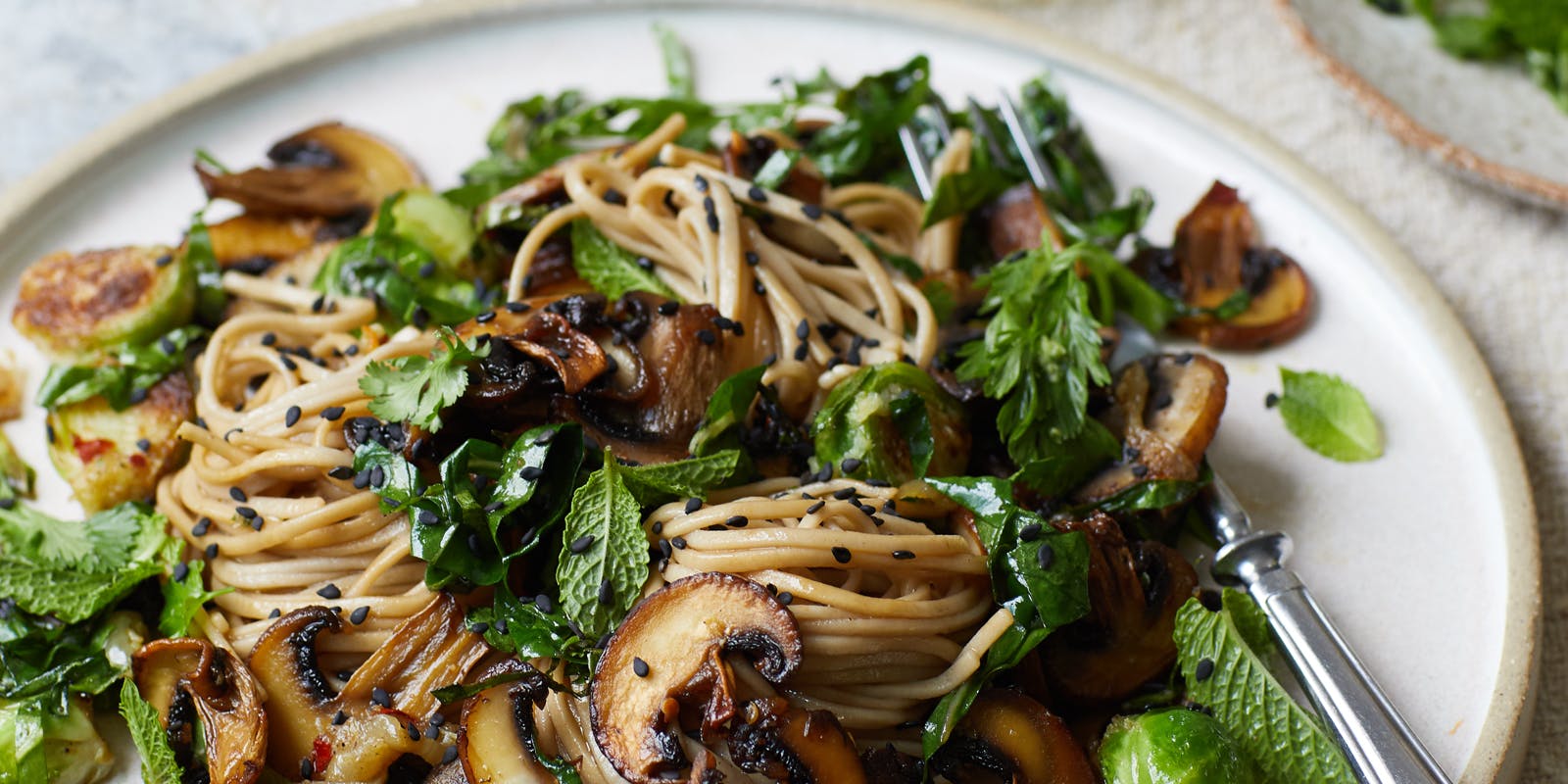 Spicy sprout and mushroom noodles with five-spice