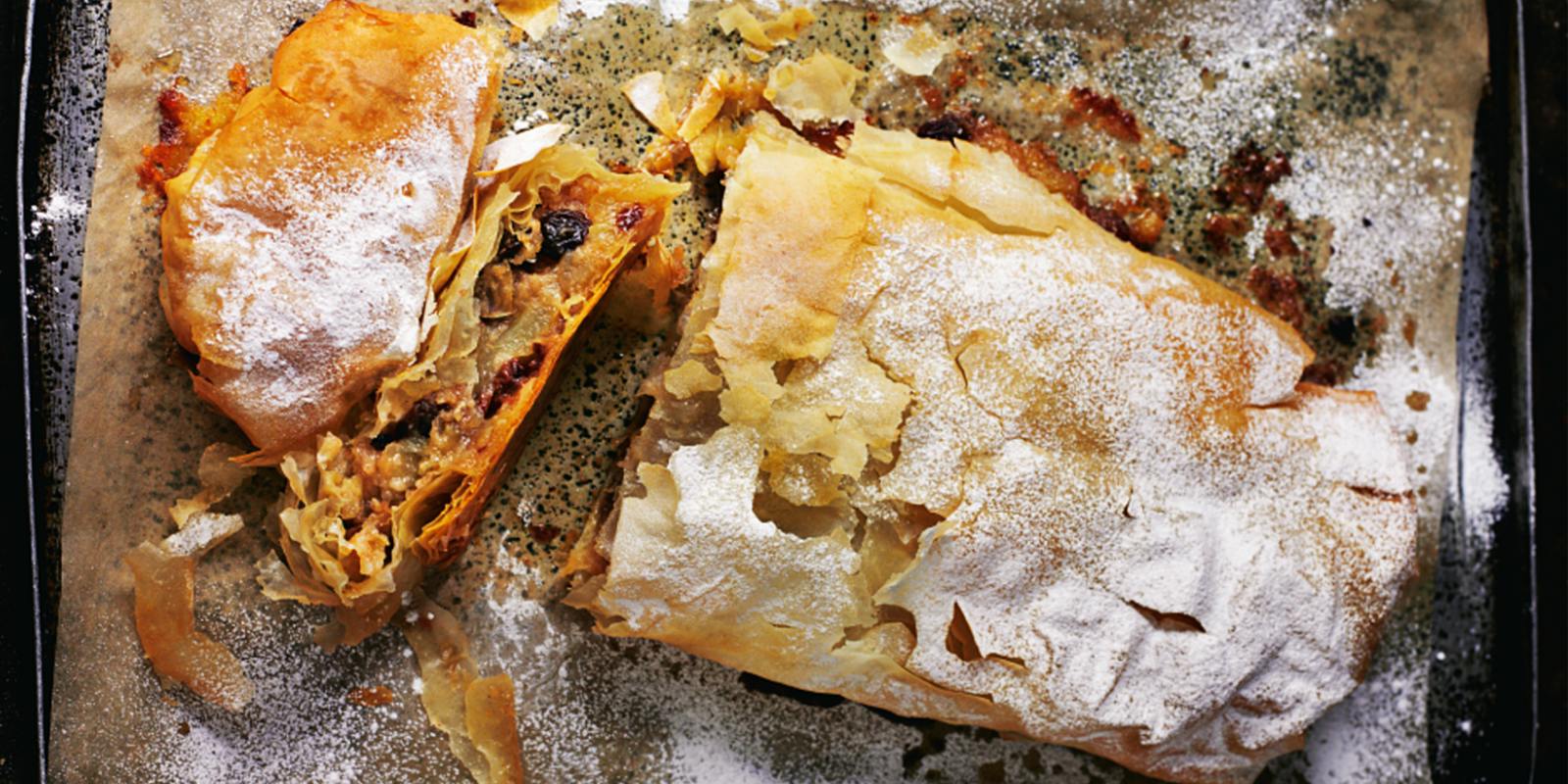 Apple strudel