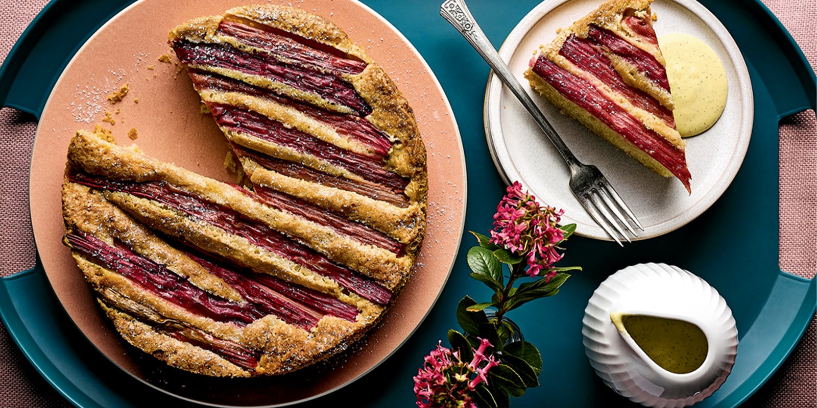 Rhubarb cake with custard sauce