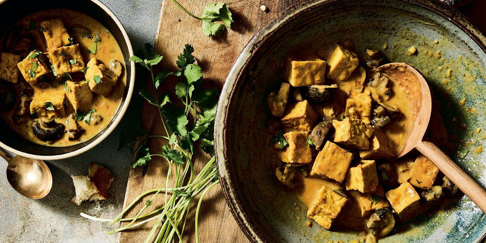 Tofu-Mushroom Curry (Cà Ri Đậu Hũ và Nấm)